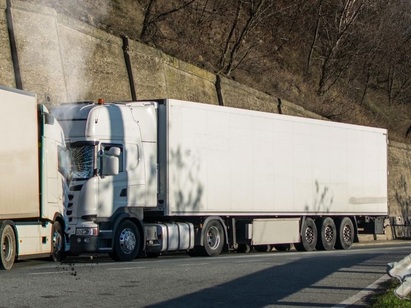 4 Tips for Preventing a Truck Accident. Fast Service Truck & Trailer Repair