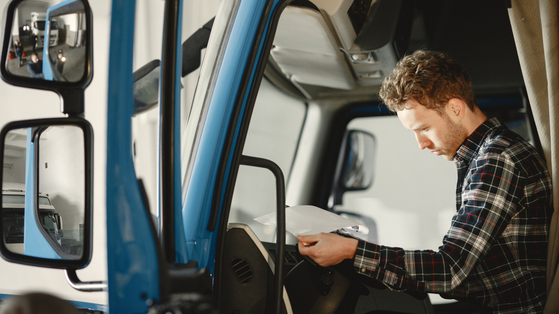 Top 5 Roadside Assistance Mistakes Truck Drivers Must Avoid